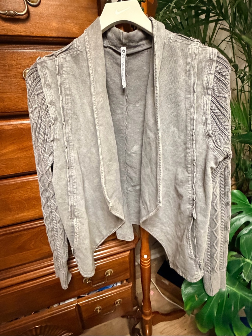 Leo & Nicole Light Gray Acid Wash Sweater Sleeved Draped Jacket, 100% Cotton, L